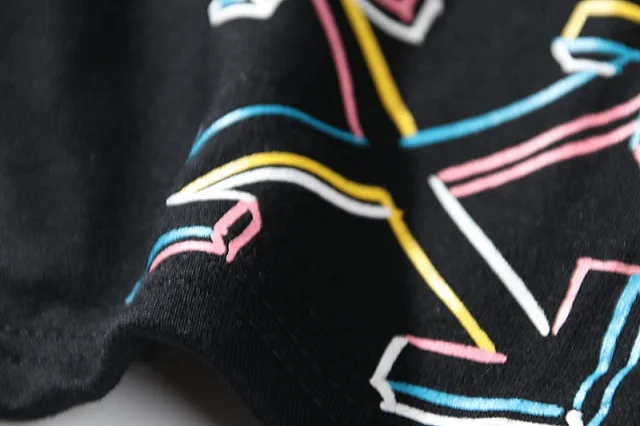Off-White Shorts Drawstring graphic-print product detail image 30
