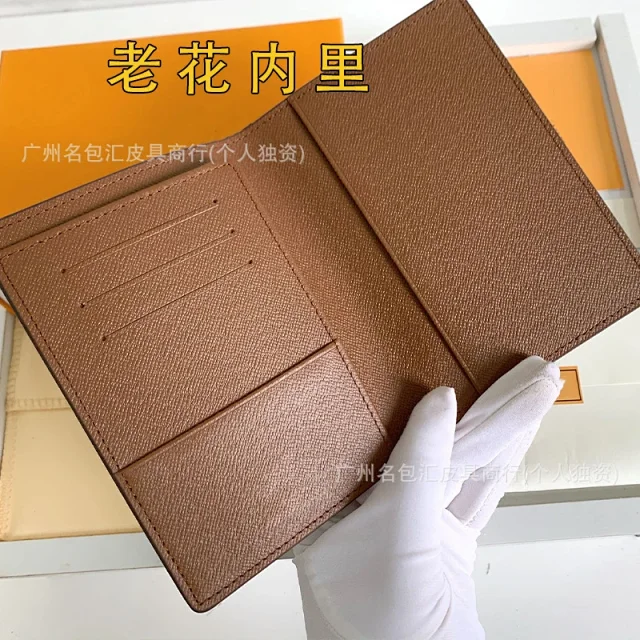 Unbranded Wallets & Card Holders 60181 Passport Holder product detail image 3