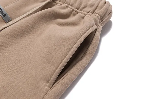 Fear of God Essentials Logo Shorts Beige Shorts - 20