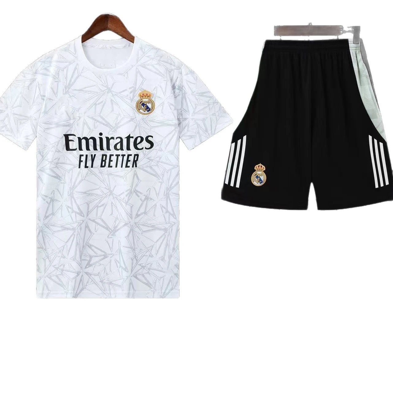 Real Madrid Tracksuits Short-Sleeve Football Training Shirt and Shorts Set image 5