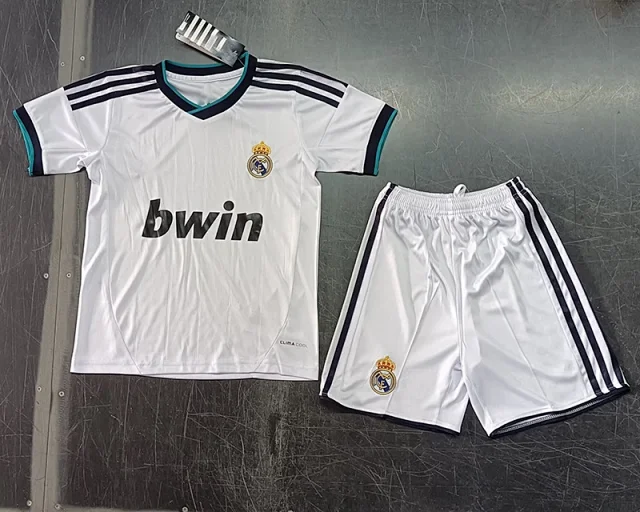 Real Madrid Football Jerseys Kids Jersey and Shorts Set product detail image 18