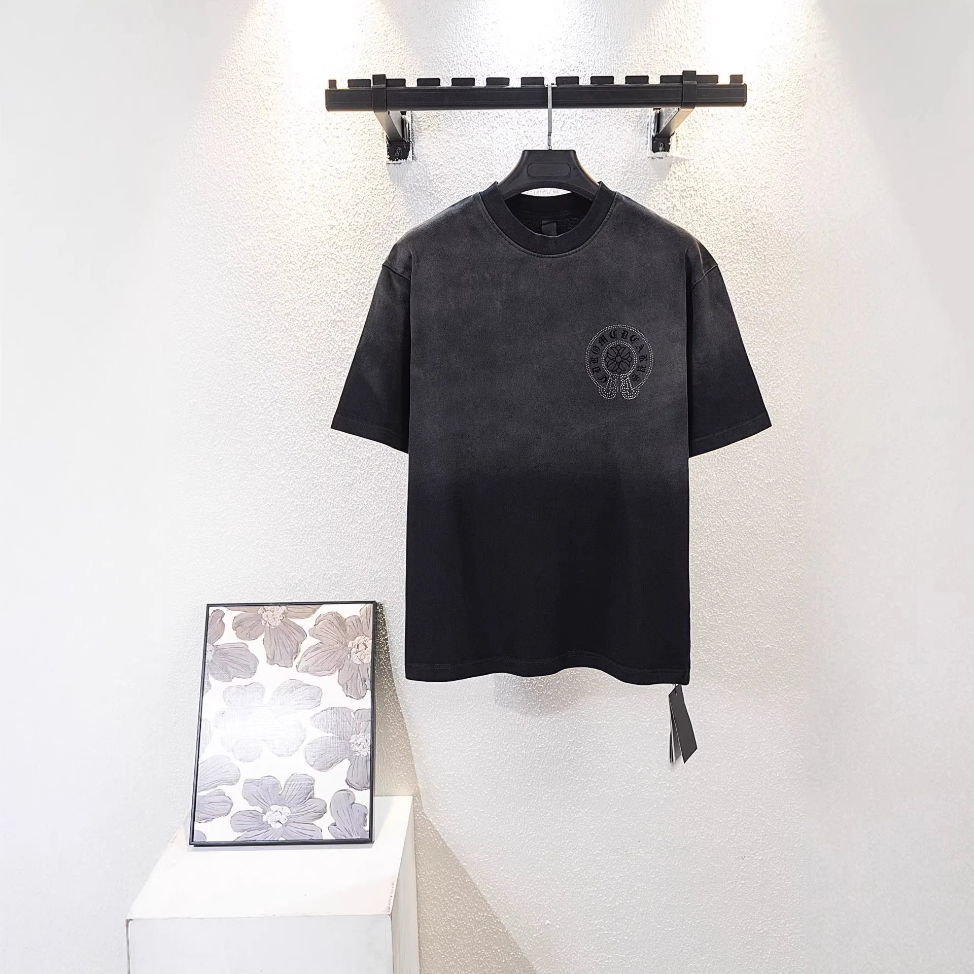 Chrome Hearts T-Shirts Cross Graphic Rhinestone Short-Sleeve T-Shirt image 4