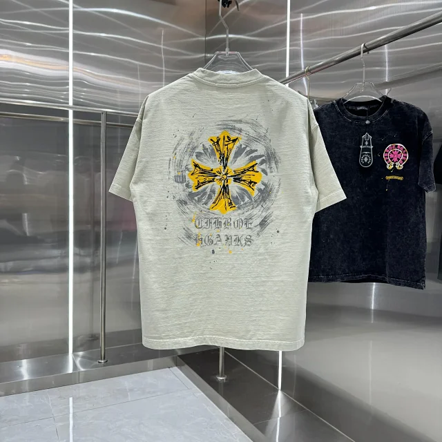 Chrome Hearts T-Shirts Oversized crewneck T-shirt with cross graphic print product detail image 4