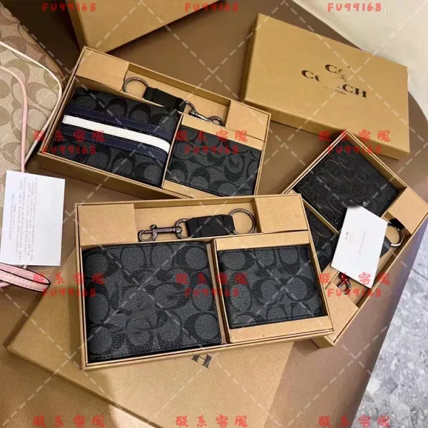 Coach Signature C Short Wallet - 18