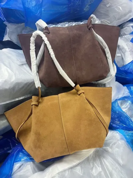 Jacquemus Le Chiquito Brown Suede Tote Bag Handbags - 4