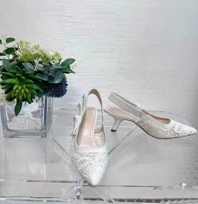 Christian Dior High Heels Lace Pointed-Toe Bow Slingback product detail image 12