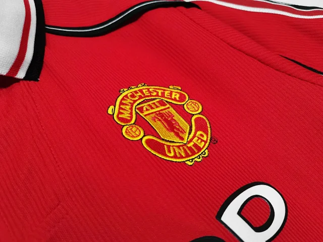 Manchester United Football Jerseys 1998–99 Home Retro product detail image 11