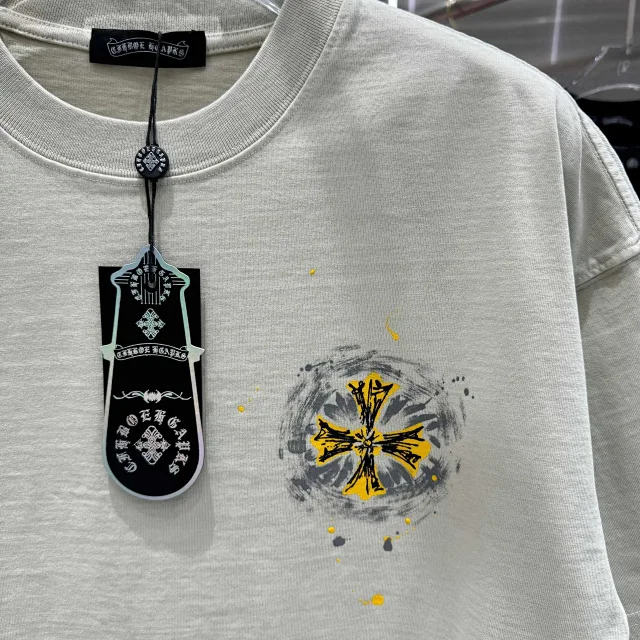 Chrome Hearts T-Shirts Oversized crewneck T-shirt with cross graphic print product detail image 9