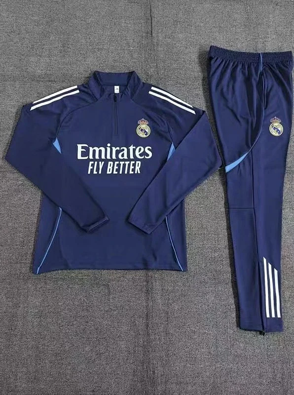Real Madrid Tracksuits Long-sleeve half-zip football training set product detail image 4