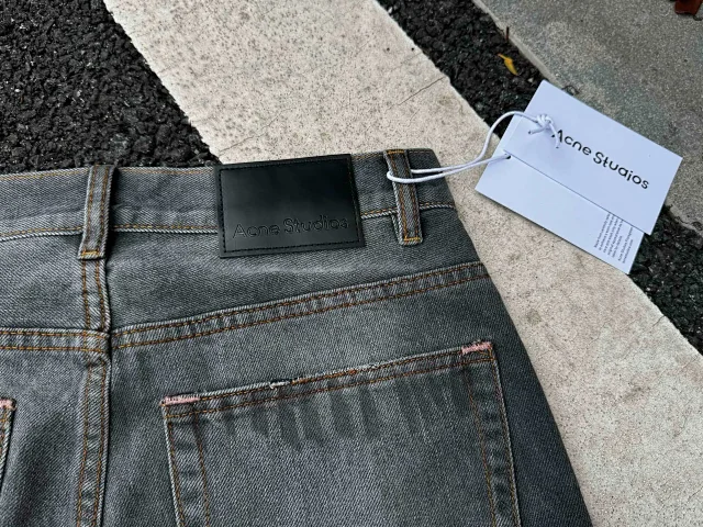 Acne Studios Jeans Wide-Leg Paint-Splatter product detail image 28