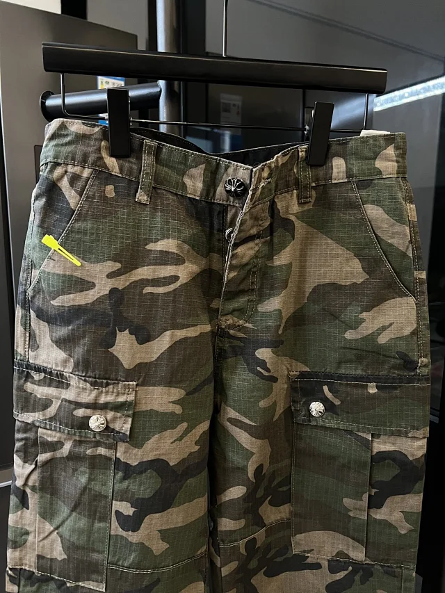 Chrome Hearts Trousers Camouflage multi-pocket cargo product detail image 6