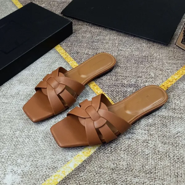 Design White Croc-Embossed Knotted Mule Sandals Slippers - 22