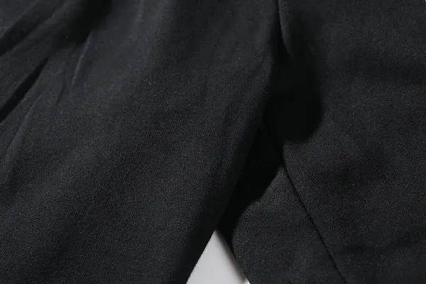 Off-White Diagonal Arrow Print Black Shorts - 30