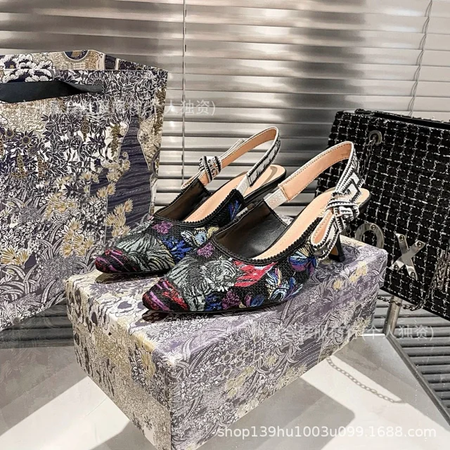 Dior High Heels J'Adior embroidered floral pointed-toe slingback product detail image 32