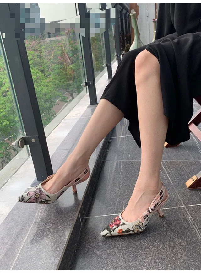 Unbranded High Heels Floral embroidered pointed-toe slingback kitten product detail image 3