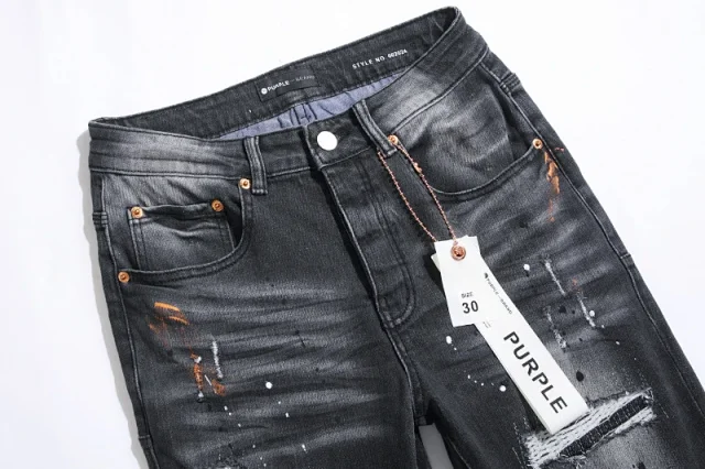 AMIRI Jeans Distressed slim-fit product detail image 39