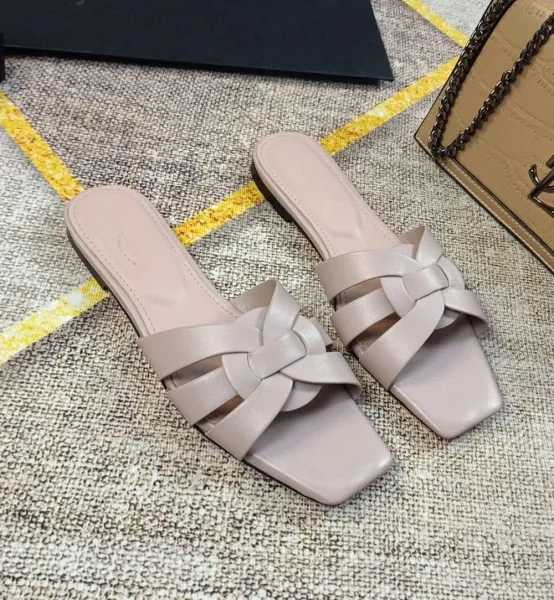 Design White Croc-Embossed Knotted Mule Sandals Slippers - 10
