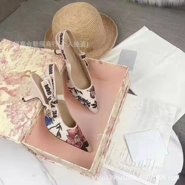Dior High Heels J'Adior embroidered floral pointed-toe slingback product detail image 8
