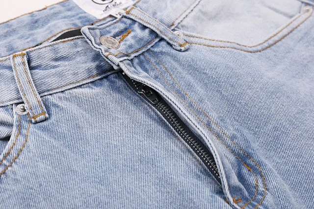 Hellstar Jeans Light-wash graphic-print product detail image 13