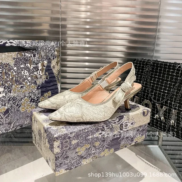 Dior High Heels J'Adior embroidered floral pointed-toe slingback product detail image 20