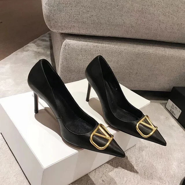 Unbranded High Heels Pointed-Toe Stiletto Pumps with V-Shaped Buckle product detail image 4