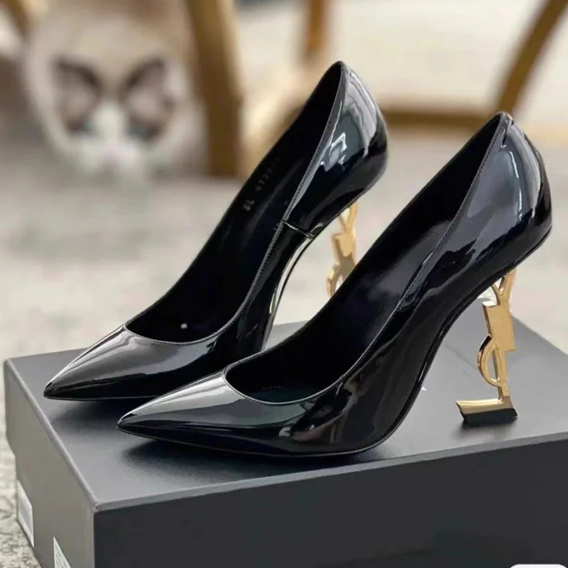 Saint Laurent High Heels Patent pointed-toe pumps with YSL logo image 4