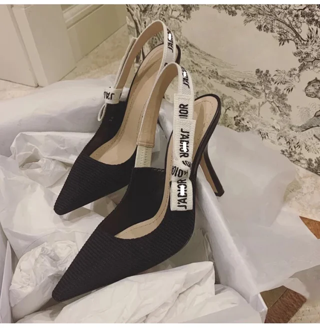 Dior High Heels Pointed-Toe Knit Slingback with Logo Strap product detail image 9