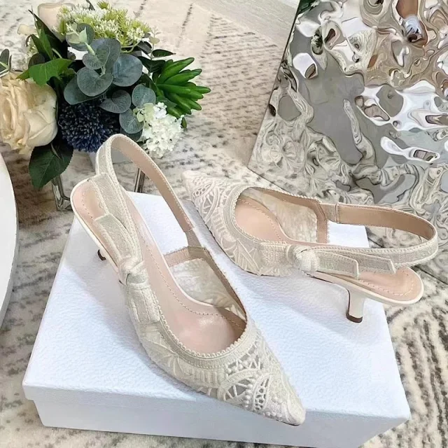 Christian Dior High Heels Lace Pointed-Toe Bow Slingback product detail image 9