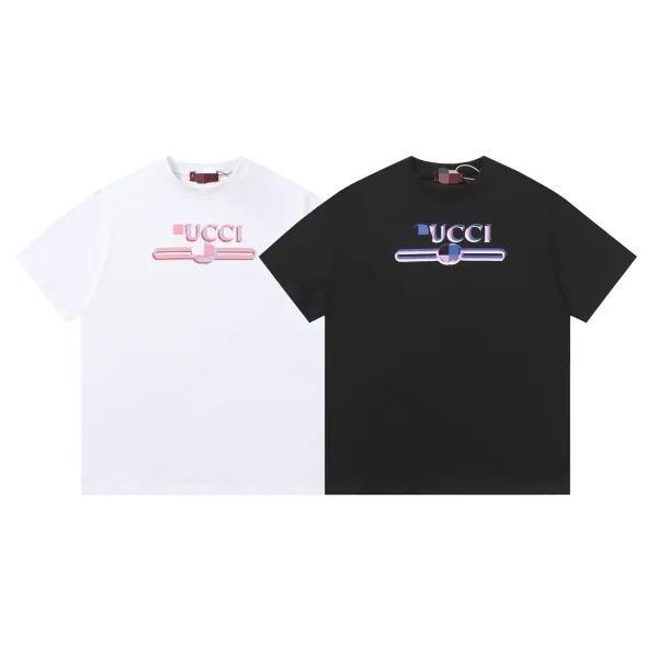 Gucci Logo Print Burgundy T-Shirt - 17