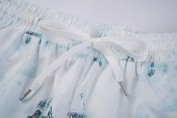 Design Embroidered Patch Shorts White - 16