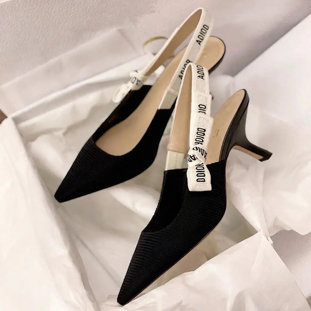 Black Pointed Toe He