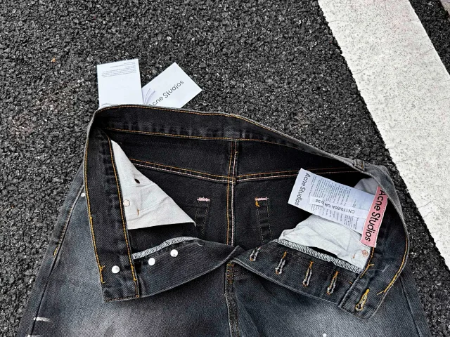Acne Studios Jeans Wide-Leg Paint-Splatter product detail image 19