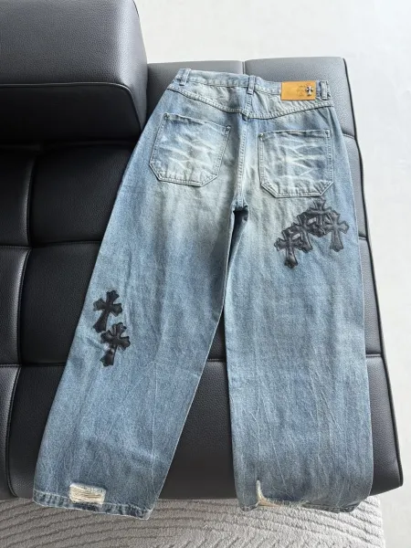 Chrome Hearts Cross Embroidered Distressed Wide-Leg Jeans - 4