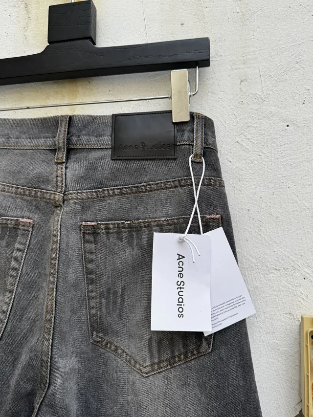 Acne Studios Jeans Wide-Leg Paint-Splatter product detail image 13