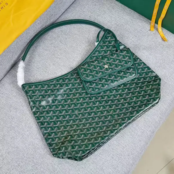 Goyard Saint-Louis Hobo Bag Burgundy Shoulder Bags - 22