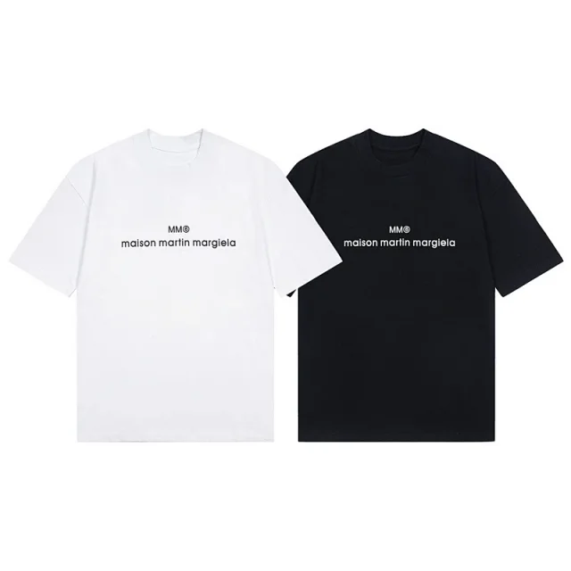 MM6 Maison Margiela T-Shirts Short-Sleeve Logo and Graphic Print product detail image 9