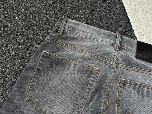 Acne Studios Jeans Wide-Leg Paint-Splatter product detail image 24