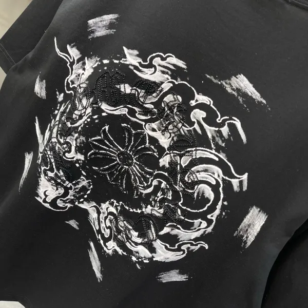 Design Embroidered Dragon Motif Oversized T-Shirt White - 11