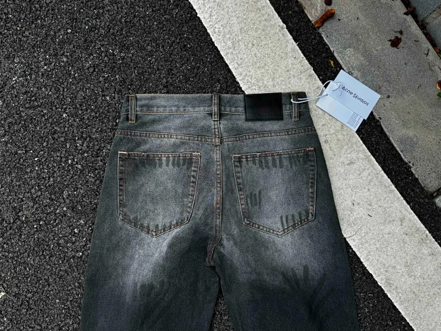 Acne Studios Jeans Wide-Leg Paint-Splatter product detail image 27