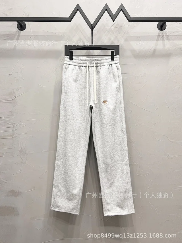 Louis Vuitton Trousers Elastic-Waist Drawstring with Embroidered Logo and Back Patch Pocket product detail image 12