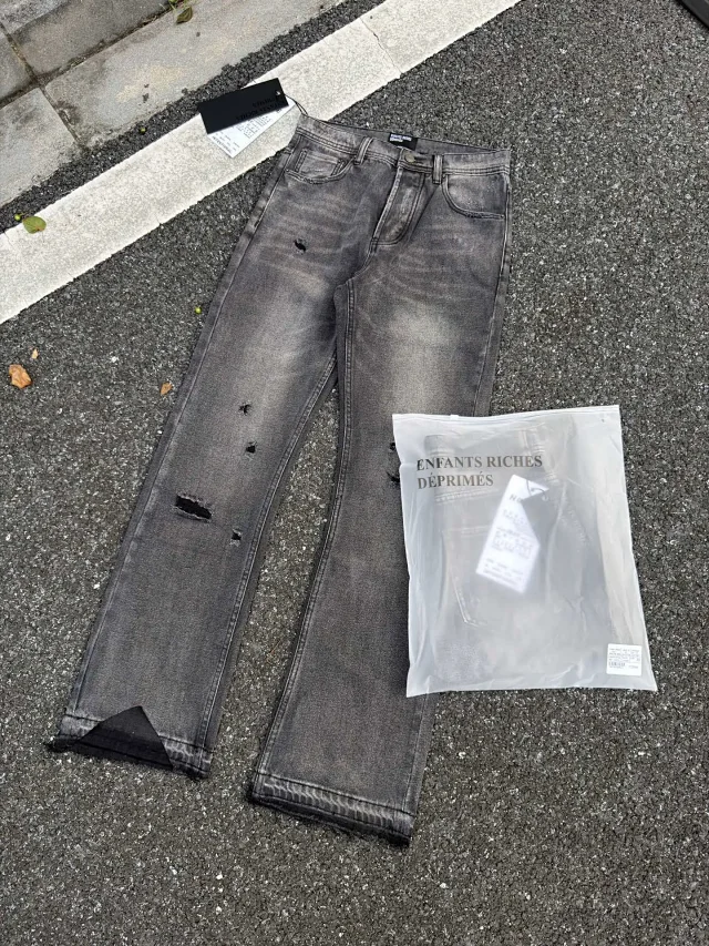 Purple Brand Jeans Distressed flared with frayed hems product detail image 23