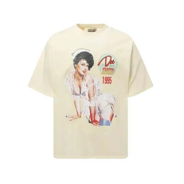 Gallery Dept Doe Johnson 1995 Graphic T-Shirt Beige - 1