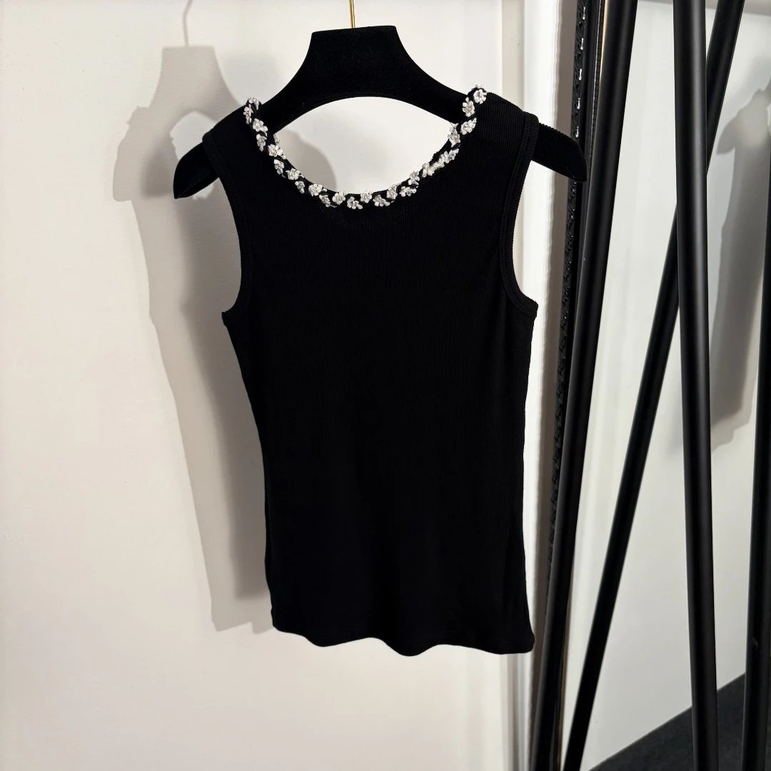 Unbranded Vests Ribbed sleeveless vest with embellished round neckline image 3