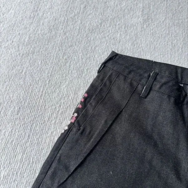 Design Embroidered Cherry Blossom Denim Shorts Black - 15