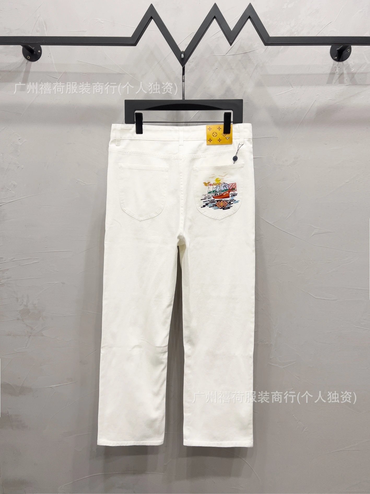 Louis Vuitton Jeans Straight-Leg Graphic Patch — M 2005 white