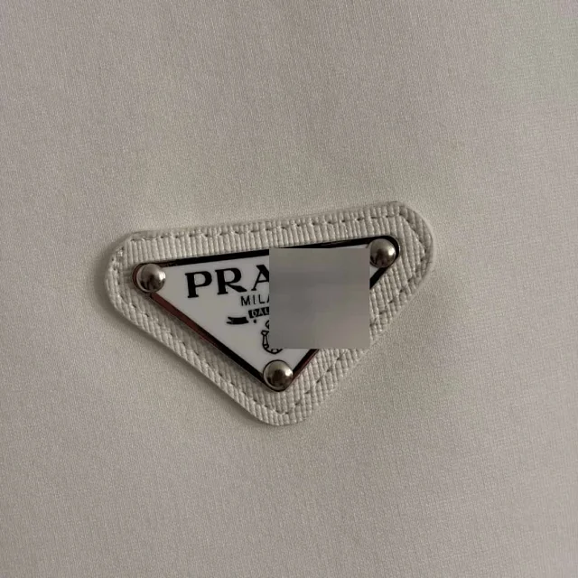 Prada T-Shirts Short-Sleeve Half-Zip Triangle-Plaque T-Shirt product detail image 8