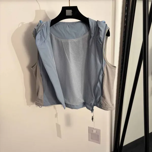 Chanel Hooded Vest Light Blue Technical Fabric with CC Logo Outerwear.vest - 5