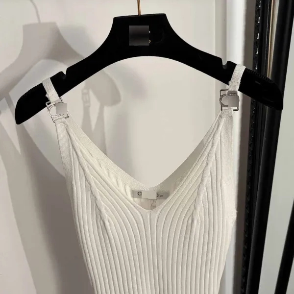 Design Black Ribbed Knit Slip Dress with Bee Embroidery Dress - 6