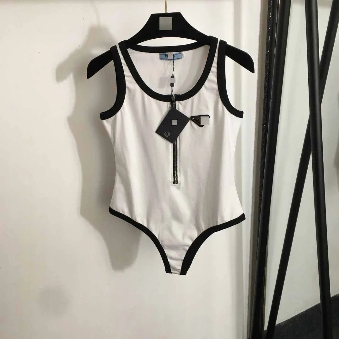 White Black Trim Sle