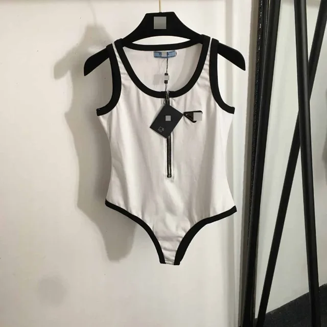 Unbranded Underwear Sleeveless triangle-appliqué bodysuit product detail image 2